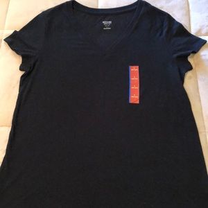 Black t-shirt